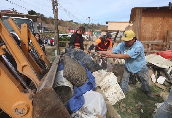 Refuerza Ayuntamiento limpieza urbana con retiro de basura en tres delegaciones