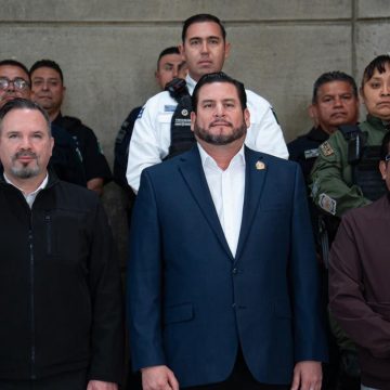 Entregan 400 cámaras corporales a policías municipales de Tijuana