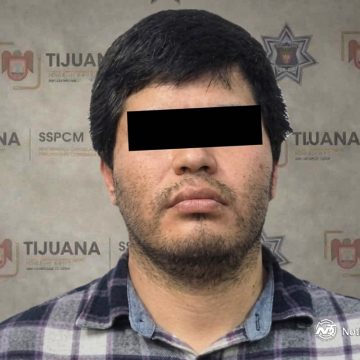 Detienen a hombre con droga en Zona Centro