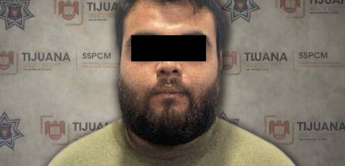 Detienen a hombre por violencia y allanamiento