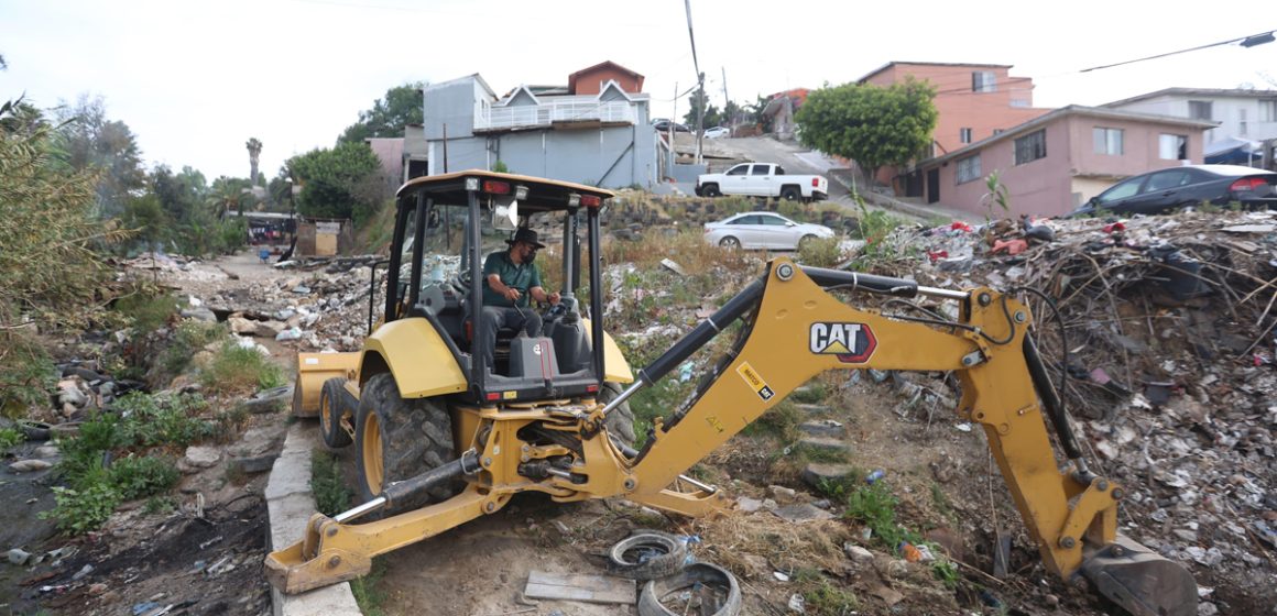 Retiran más de 65 toneladas en tres delegaciones