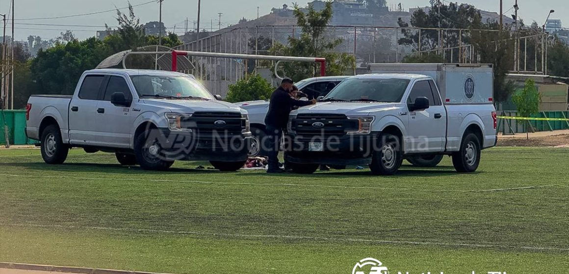Lo dejaron tendido en la cancha; ejecutan a un hombre en la colonia Salvatierra