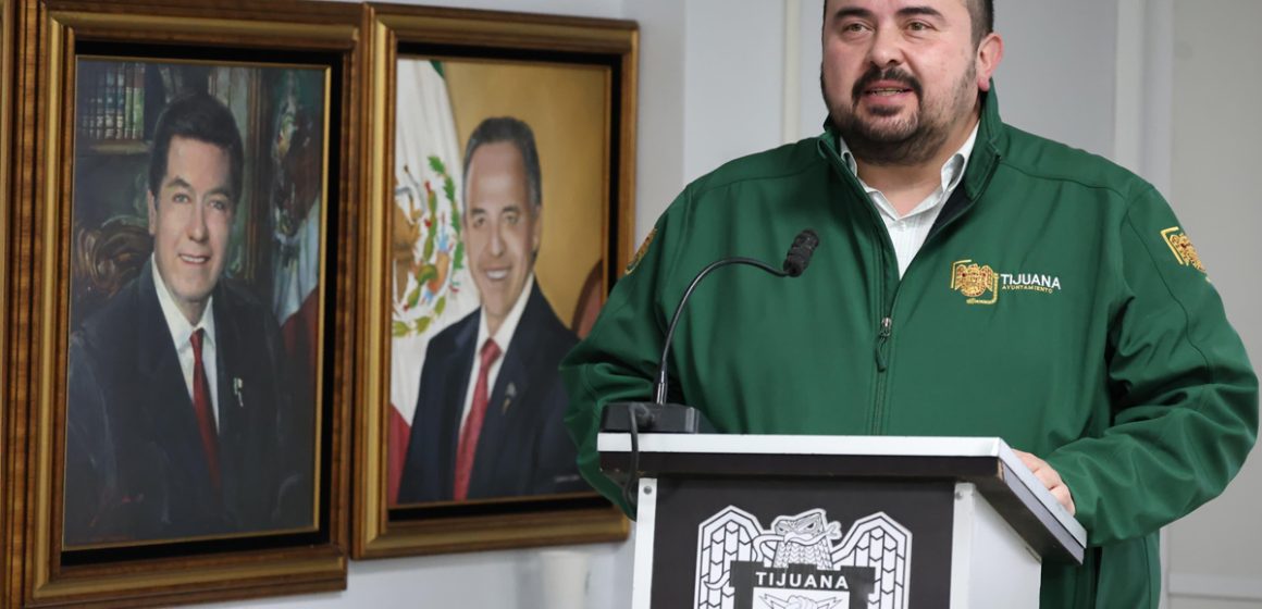 Capacitan a inspectores en arbolado urbano