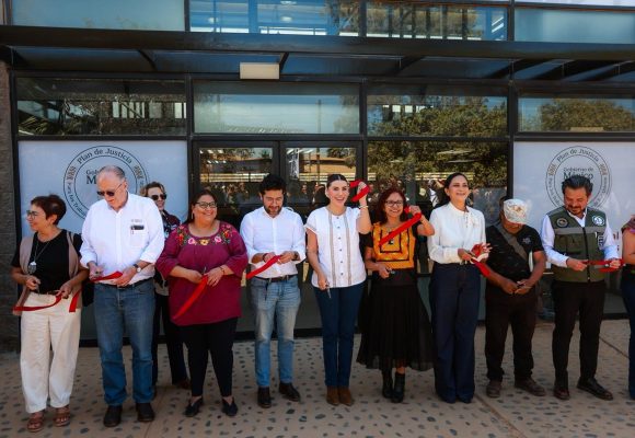 Inauguran centro integral para jornaleros en San Quintín