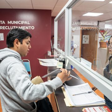 Cartilla militar seguirá tramitándose hasta octubre