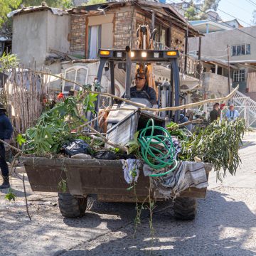 Retiran basura en tres delegaciones de Tijuana