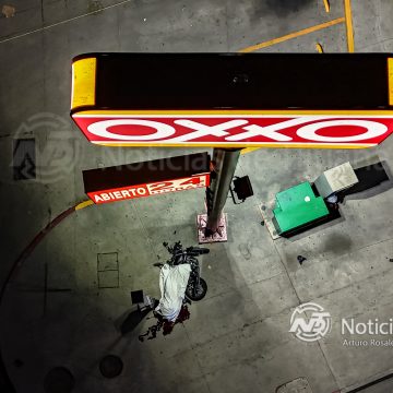 Motociclista muere tras chocar contra poste en Zona Río