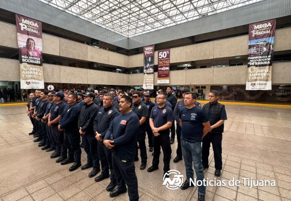 Bomberos de Tijuana buscan aumento salarial; autoridades prometen respuesta en próximas semanas
