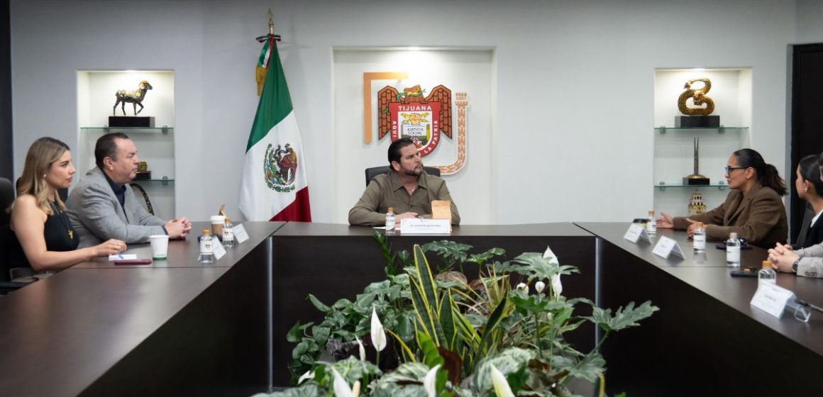 Canirac y Ayuntamiento fortalecen coordinación para el desarrollo económico