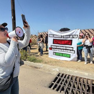 En defensa de Cañada Azteca, residentes de Playas se manifiestan