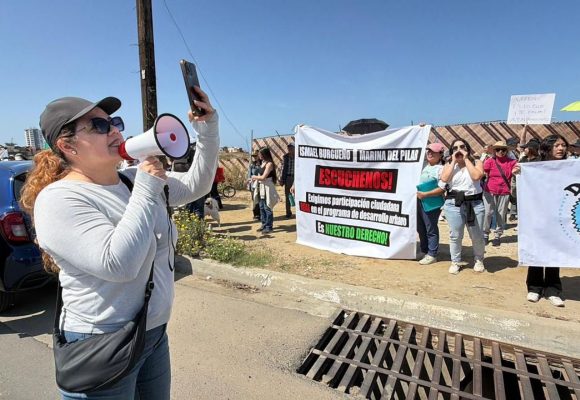 En defensa de Cañada Azteca, residentes de Playas se manifiestan