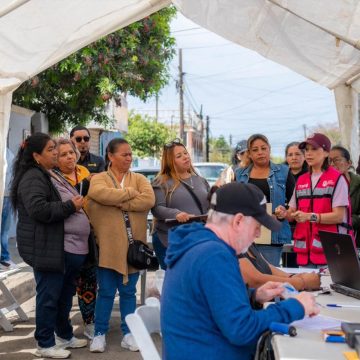 CESPT lleva atención directa a colonias de Tijuana; vecinos resuelven trámites sin salir de su comunidad