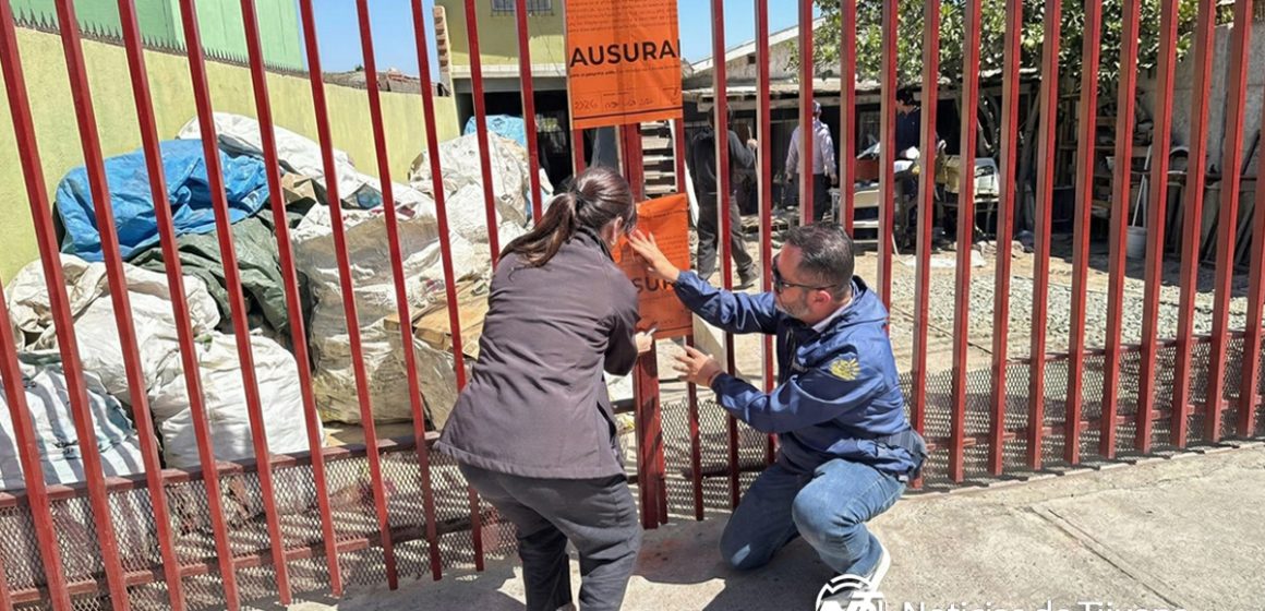 Clausuran recicladora clandestina en zona residencial de Tijuana