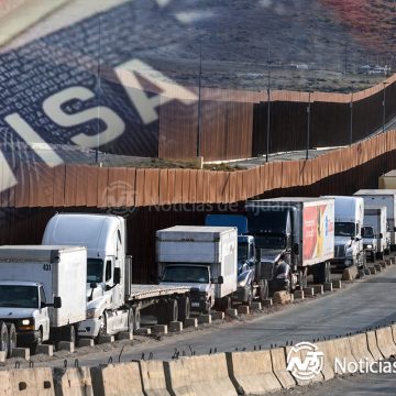 Crisis en la frontera: cancelan visas a decenas de choferes de carga