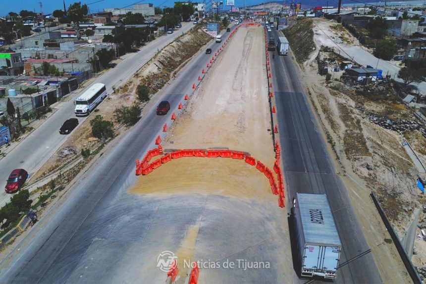 Exhortan a circular con precaución en obra de corredor 2000