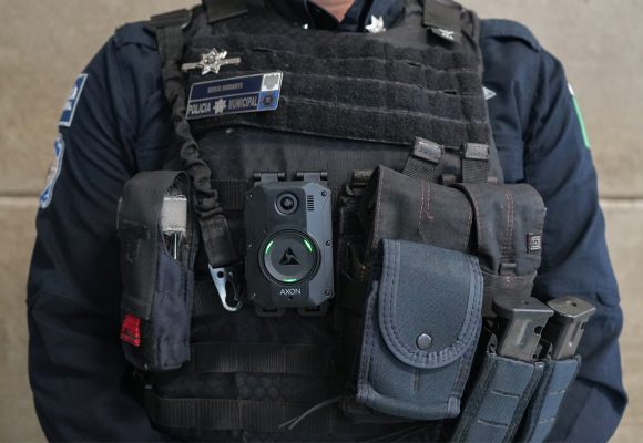 Implementan cámaras corporales en Policía Municipal de Tijuana