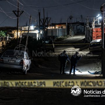 Ejecutan a dos hombres en callejón de la colonia Oaxaca