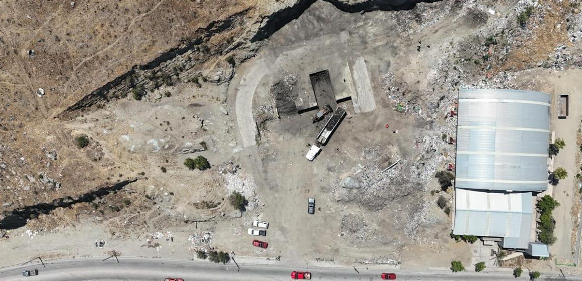 Limpian 80% del antiguo Centro de Transferencia en la colonia Guajardo