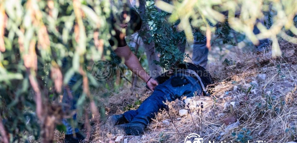Ejecutan a hombre y abandonan cuerpo en las faldas del cerro en Camino Verde