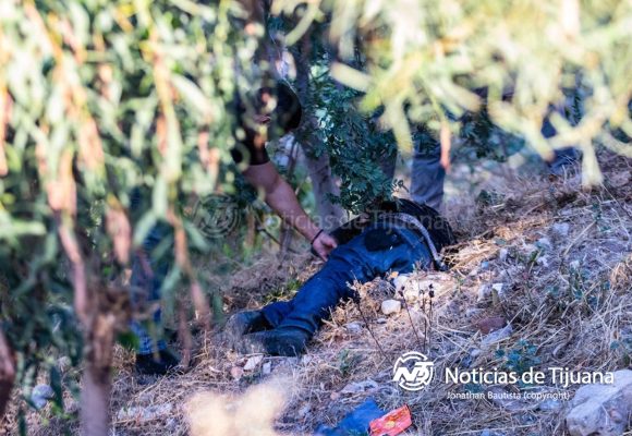 Ejecutan a hombre y abandonan cuerpo en las faldas del cerro en Camino Verde