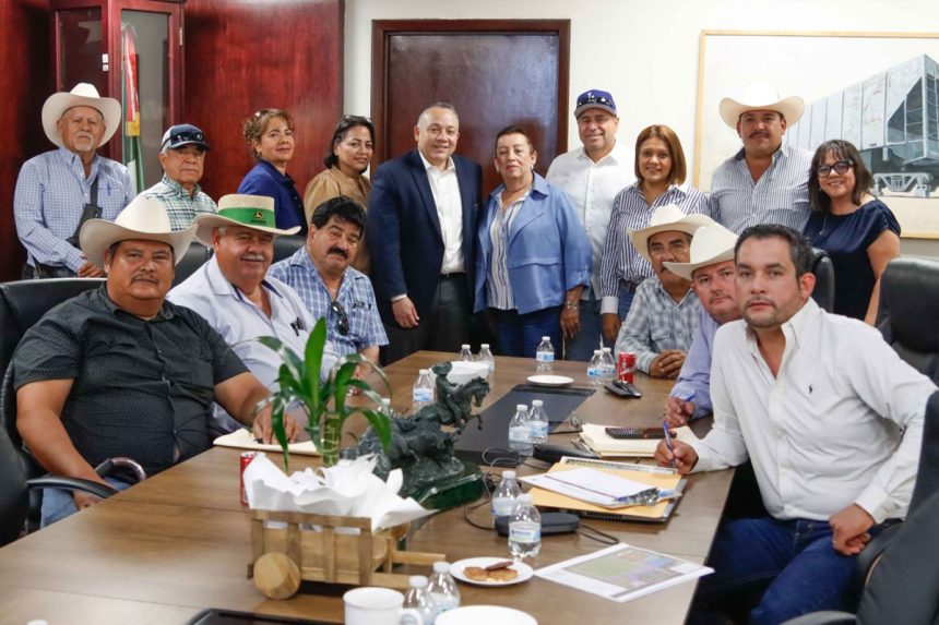 Impulsan acuerdos para fortalecer producción y comercialización de alfalfa