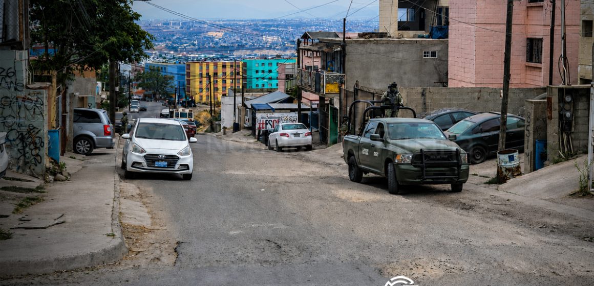 Asesinan de un disparo en la espalda a mujer en la colonia Latinos