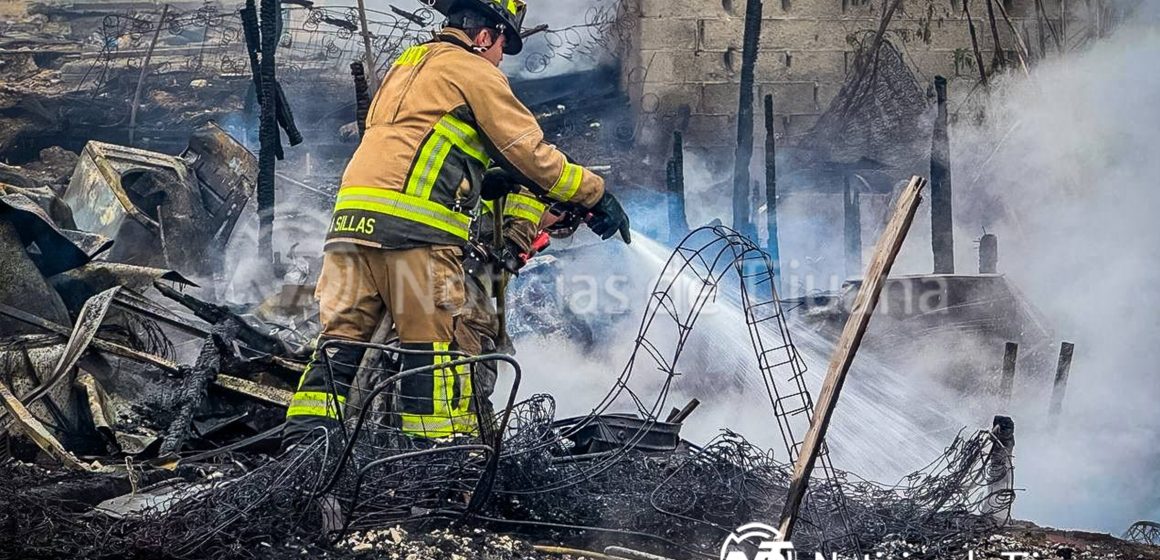 Termina con el 70% del cuerpo quemado tras incendio en su vivienda en Villas del Prado