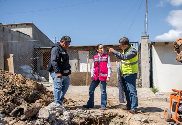 Atiende CESPT redes sanitarias antiguas en la Francisco Villa