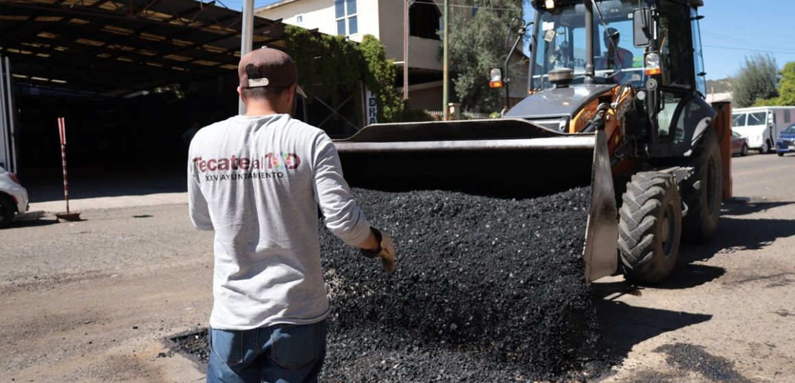 Gobierno de Tecate supera los 1,800 metros cuadrados de bacheo en más de 30 vialidades