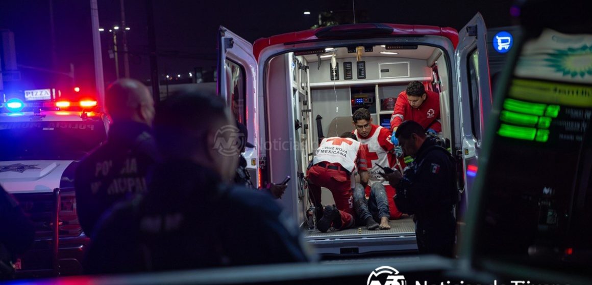 Ejecutan a mujer y dejan a dos hombres heridos en Pinos Agüero