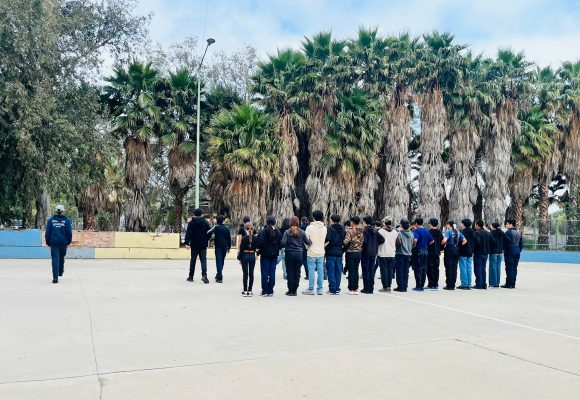 Policía Juvenil refuerza valores y disciplina entre menores de Tecate