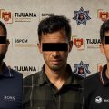 Aseguran a tres hombres con más de 100 envoltorios