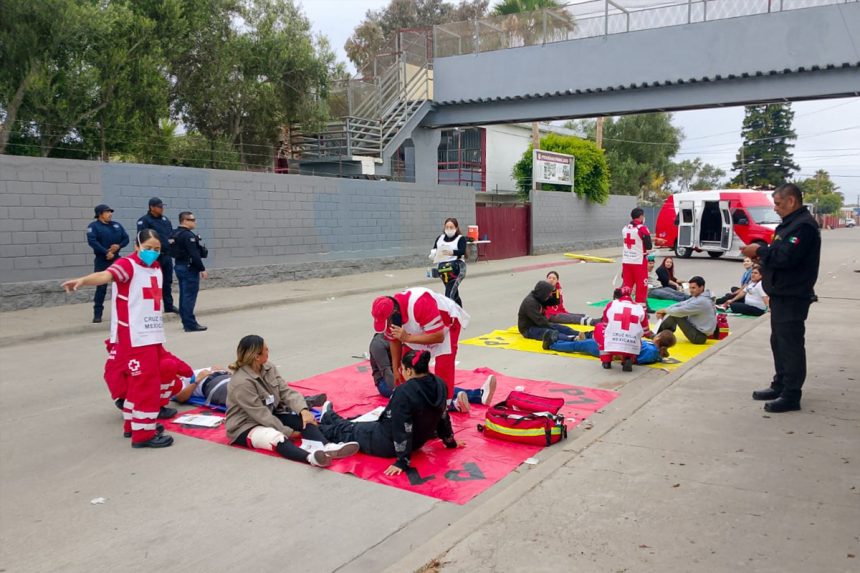 Capacitan a primeros respondientes para atender emergencias con múltiples víctimas