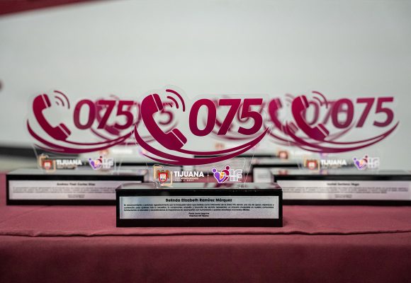 Conmemoran 28 años de atención emocional a través de la Línea 075