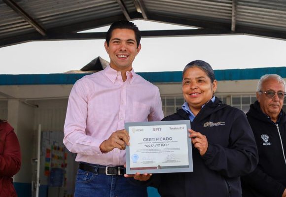 Gobierno de Tecate lleva Lunes Cívico a primaria Octavio Paz