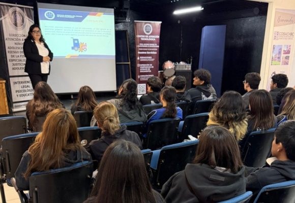 Fiscalía acerca programas de prevención a más de 800 estudiantes de Cobach en Rosarito