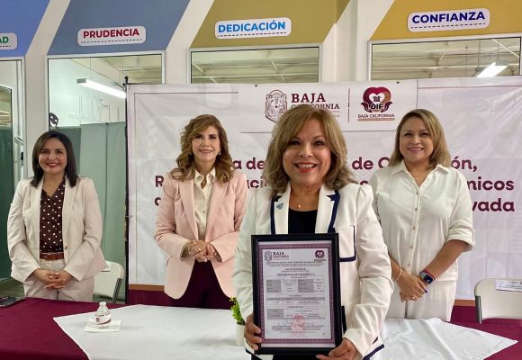 DIF BC reconoce labor de instituciones con apoyos y registros