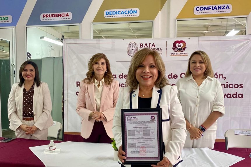 1 DIF BC reconoce labor de instituciones con apoyos y registros