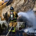 Incendio consume pastizal y basura detrás de viviendas en Sánchez Taboada