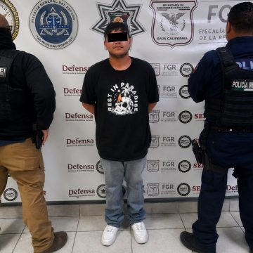 1 Detienen a conductor por intento de soborno a policías en Tecate