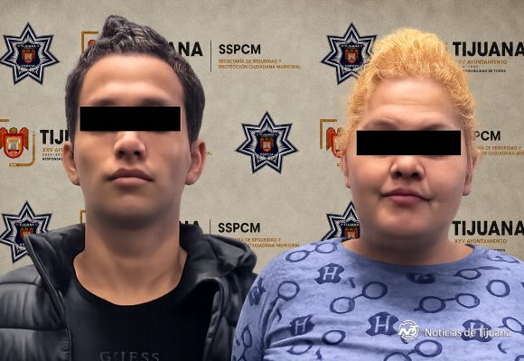Detienen a dos personas armadas; uno tenía orden por homicidio