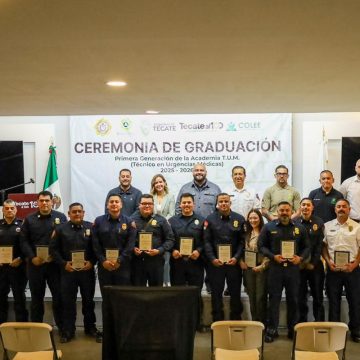 Se gradúa primera generación TAMP de Bomberos de Tecate