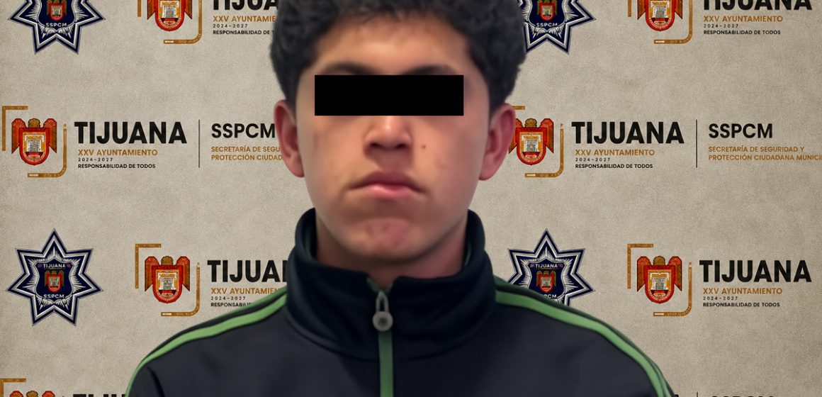 Detienen a hombre con orden activa por homicidio