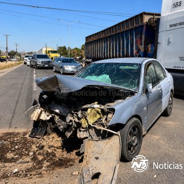 Dos accidentes y obras paralizan la carretera libre Tijuana-Tecate