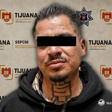 Conduce ebrio en sentido contrario y provoca choque en bulevar Cucapah