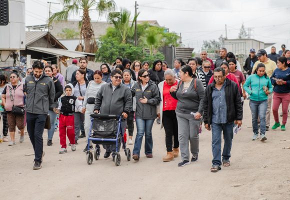 Instalan tomas comunitarias y llevan agua potable a familias de Rojo Gómez y Villas de La Gloria