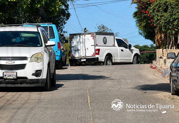 Envuelto en plástico negro abandonan cadáver en la tres de octubre
