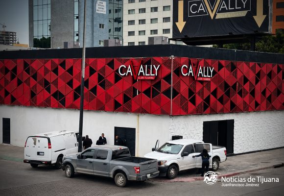 Localizan cabeza humana con amenazas dirigidas a cantantes
