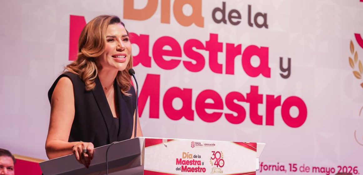 Gobernadora encabeza entrega histórica de pensiones a docentes