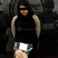 Cae Karina en la Obrera; llevaba dos pistolas ocultas dentro de un peluche